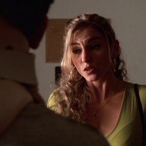 S01E004 - Meadowlands 0111.jpg