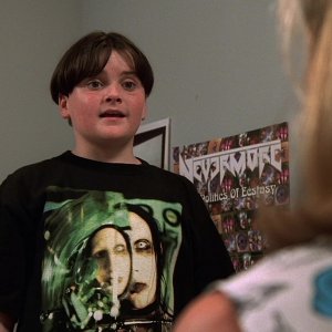 S01E004 - Meadowlands 0218.jpg