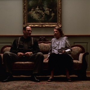 S01E004 - Meadowlands 0249.jpg