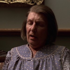 S01E004 - Meadowlands 0262.jpg