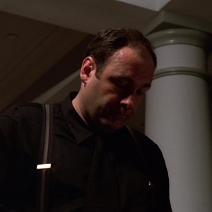 S01E004 - Meadowlands 0267.jpg
