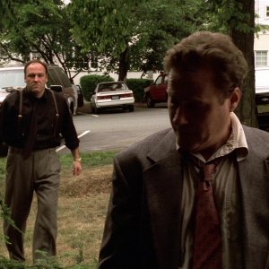 S01E004 - Meadowlands 0276.jpg