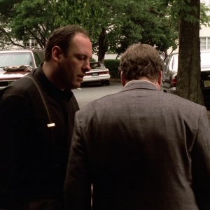 S01E004 - Meadowlands 0280.jpg