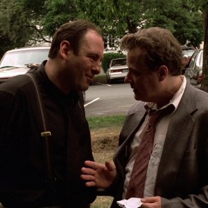 S01E004 - Meadowlands 0286.jpg