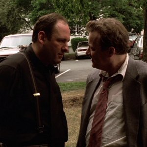 S01E004 - Meadowlands 0287.jpg