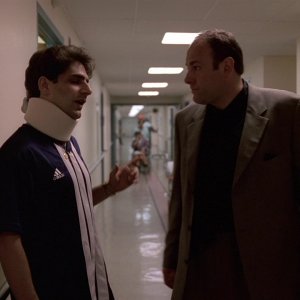 S01E004 - Meadowlands 0319.jpg