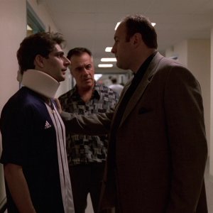 S01E004 - Meadowlands 0321.jpg
