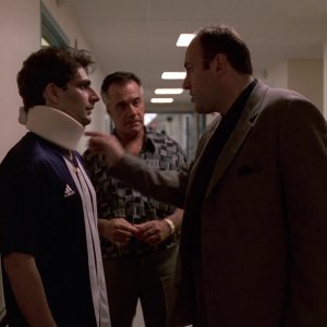 S01E004 - Meadowlands 0323.jpg