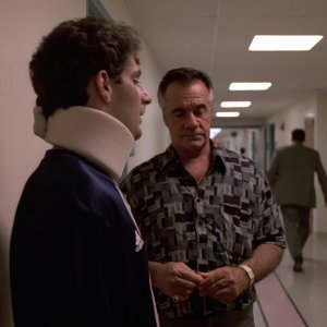 S01E004 - Meadowlands 0325.jpg