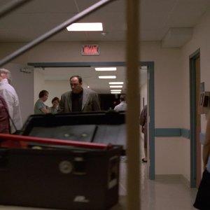 S01E004 - Meadowlands 0326.jpg