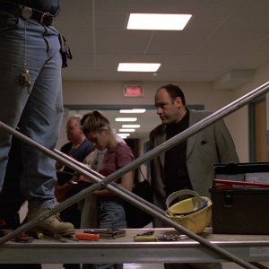S01E004 - Meadowlands 0327.jpg