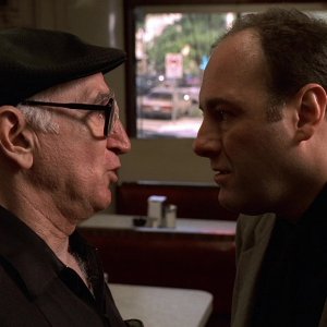 S01E004 - Meadowlands 0371.jpg