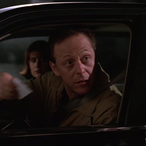 S01E004 - Meadowlands 0412.jpg
