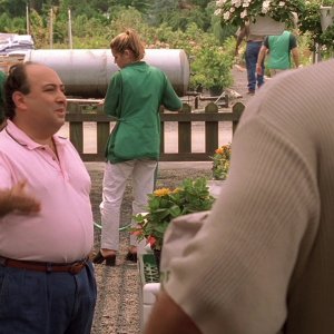 S01E004 - Meadowlands 0533.jpg