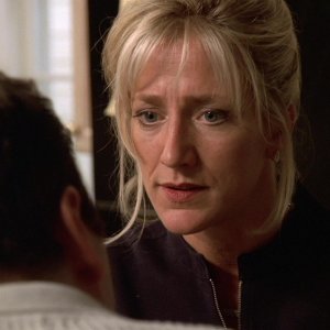 S01E004 - Meadowlands 0583.jpg