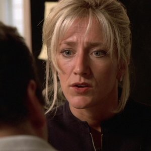 S01E004 - Meadowlands 0584.jpg