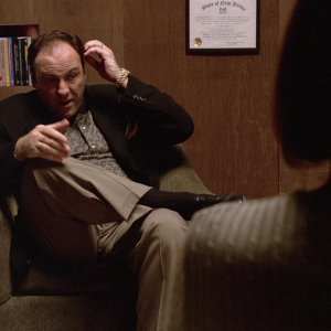 S01E004 - Meadowlands 0589.jpg