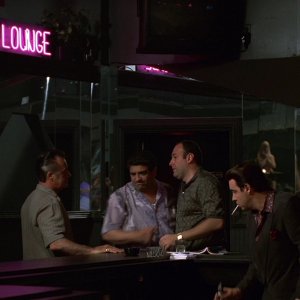 S01E004 - Meadowlands 0687.jpg
