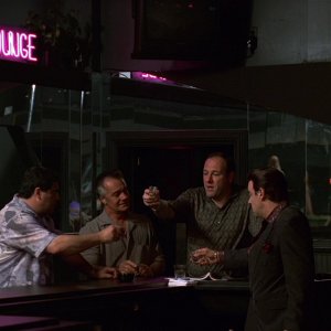 S01E004 - Meadowlands 0690.jpg