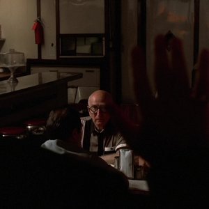S01E004 - Meadowlands 0732.jpg