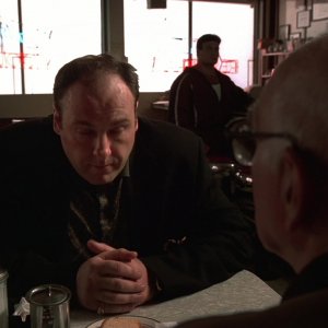 S01E004 - Meadowlands 0737.jpg