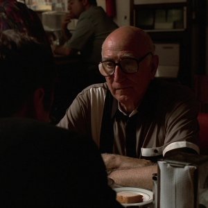 S01E004 - Meadowlands 0739.jpg