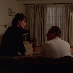 S01E004 - Meadowlands 0814.jpg
