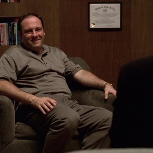 S01E004 - Meadowlands 0874.jpg
