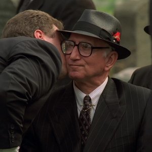S01E004 - Meadowlands 0883.jpg