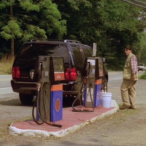 S01E005 - College 0127.jpg