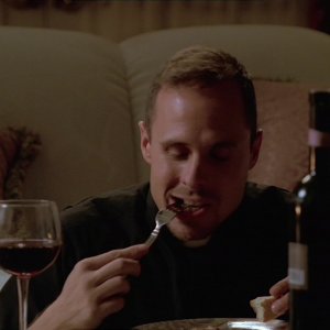 S01E005 - College 0408.jpg