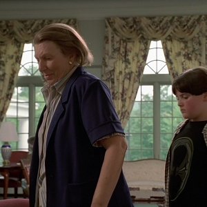 S01E007 - Down Neck 0427.jpg