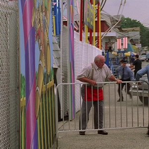 S01E007 - Down Neck 0632.jpg