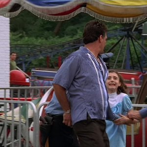 S01E007 - Down Neck 0644.jpg
