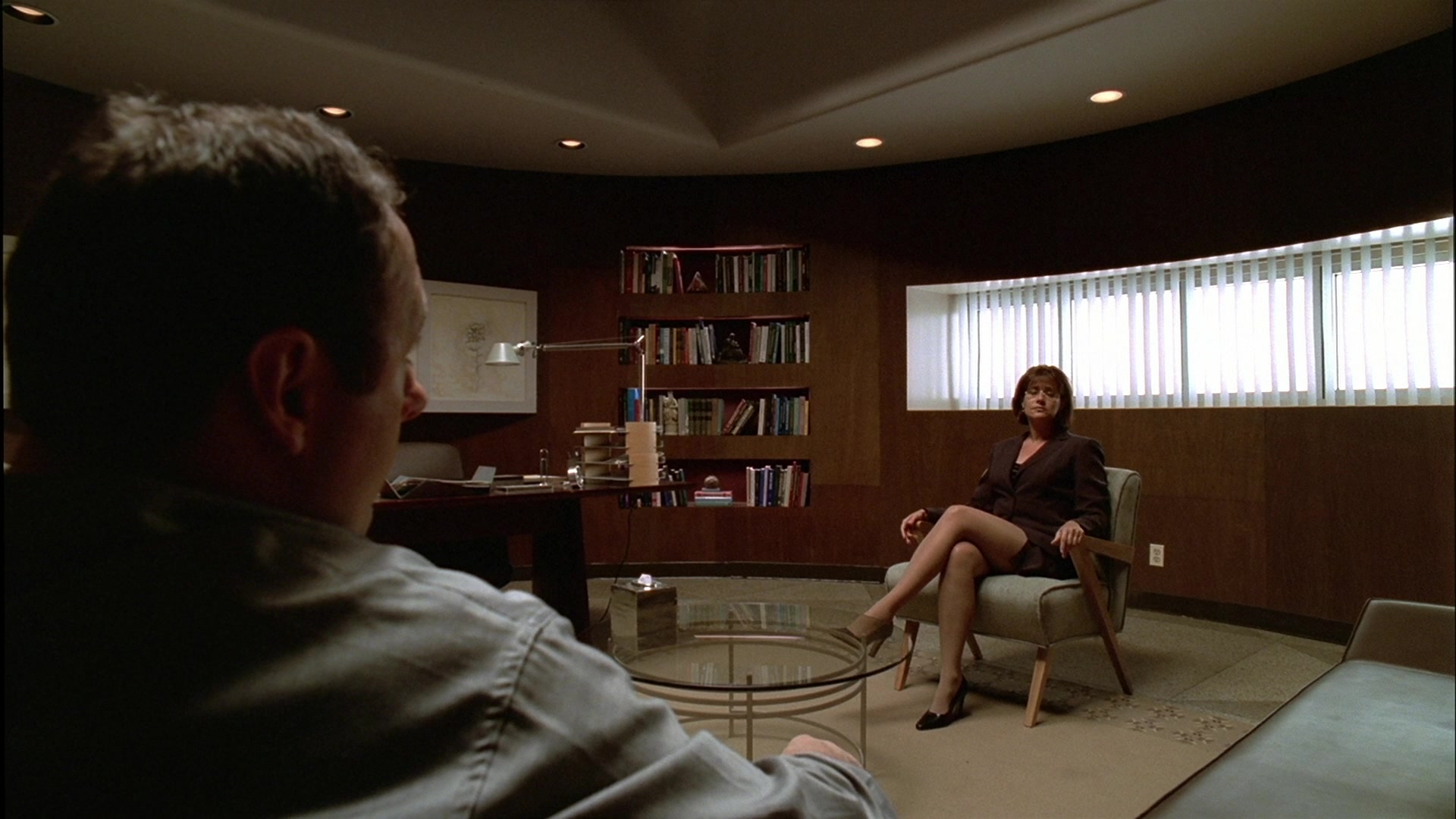 S01E004 - Meadowlands 0032.jpg