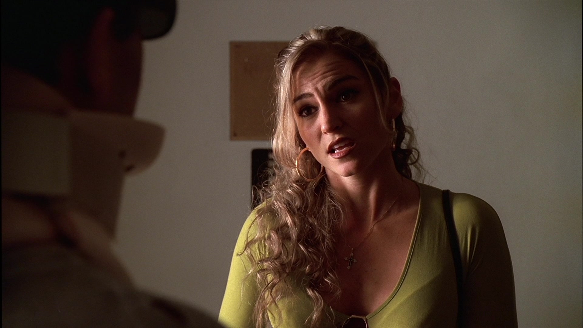S01E004 - Meadowlands 0113.jpg