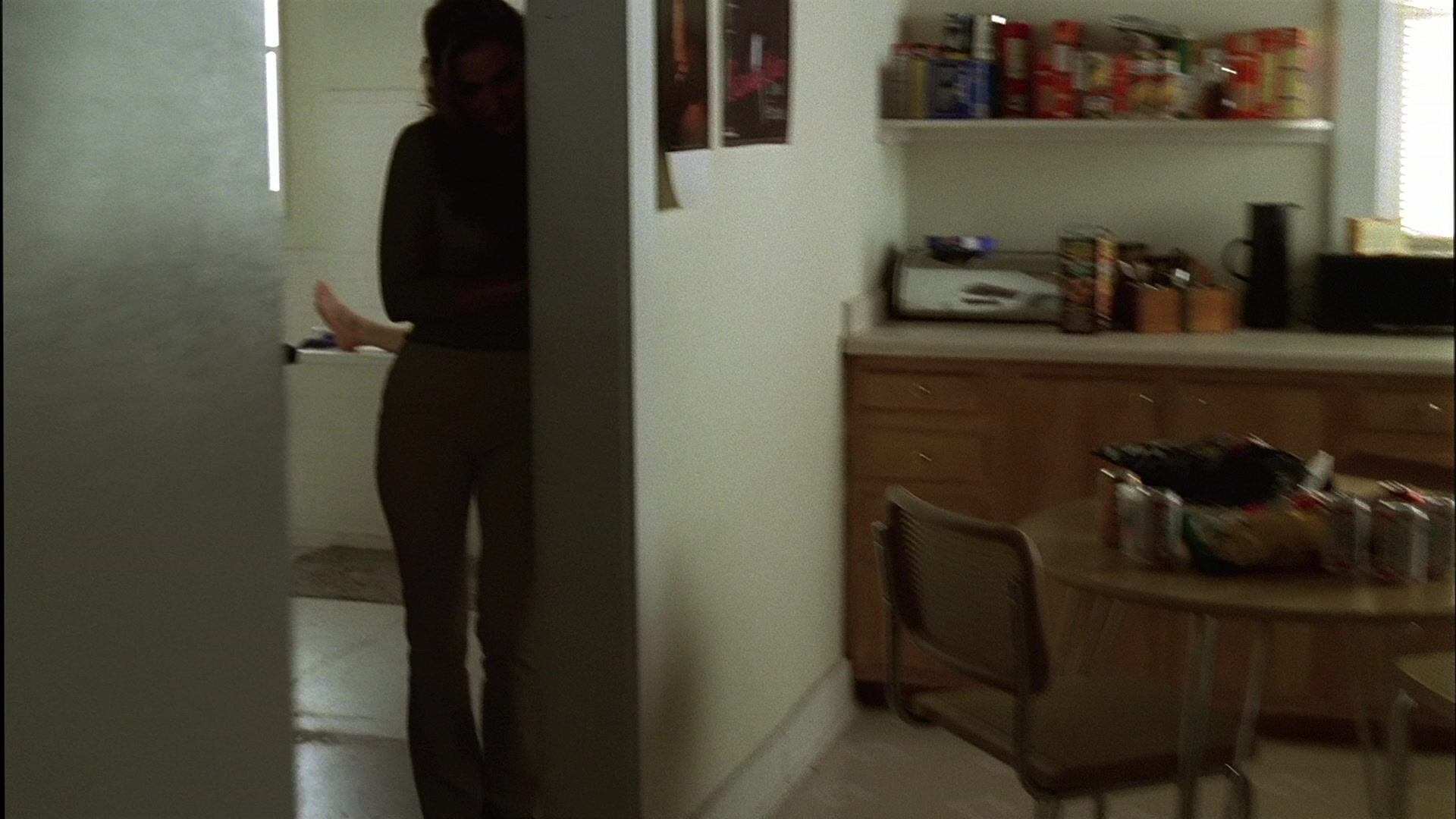 S01E004 - Meadowlands 0122.jpg