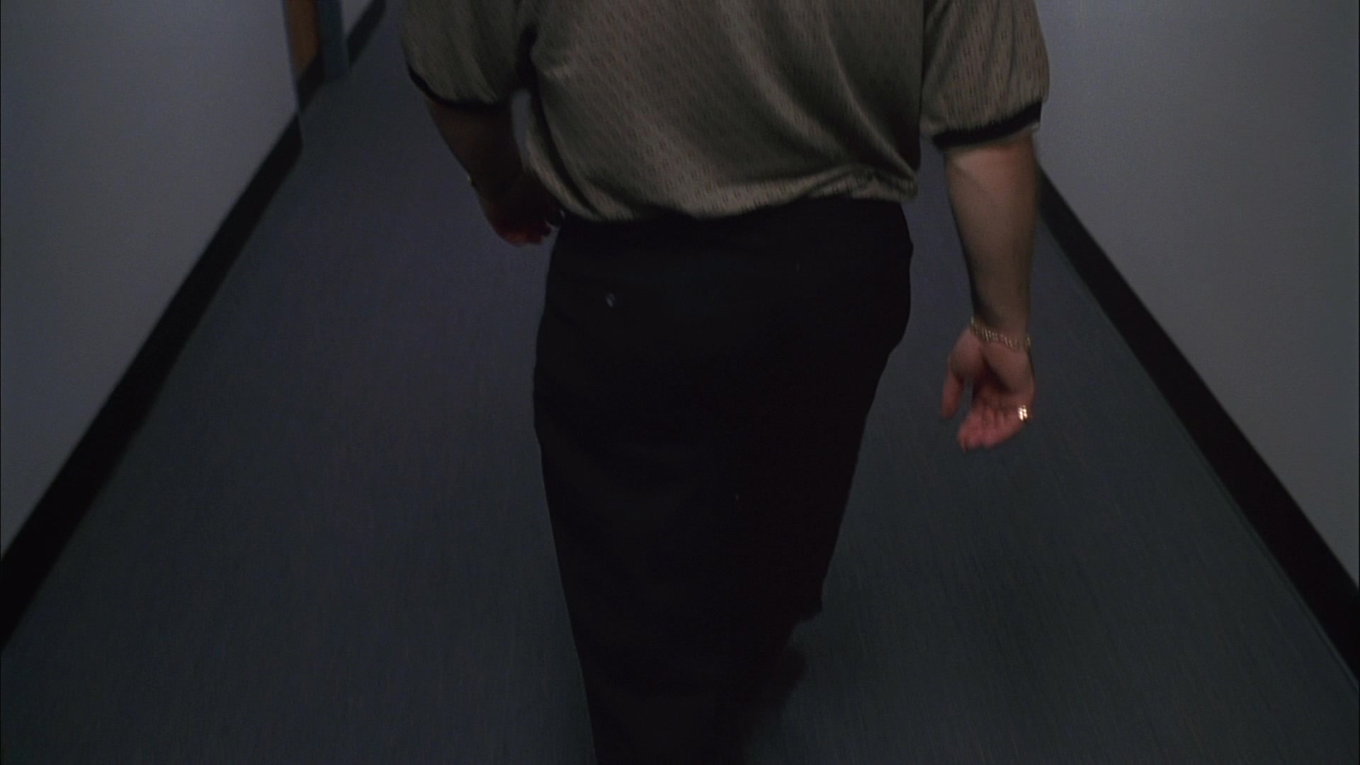 S01E004 - Meadowlands 0153.jpg