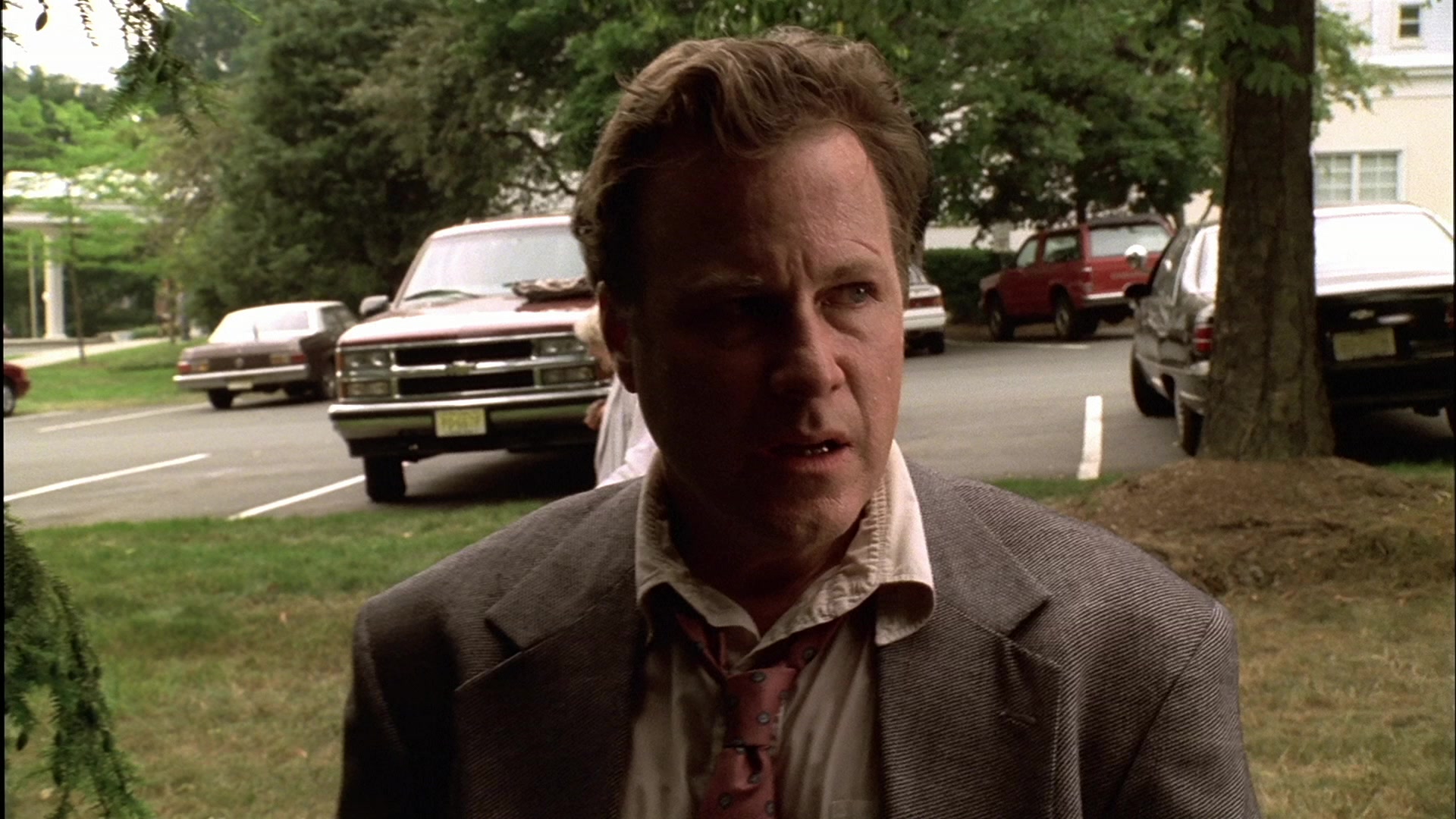 S01E004 - Meadowlands 0274.jpg
