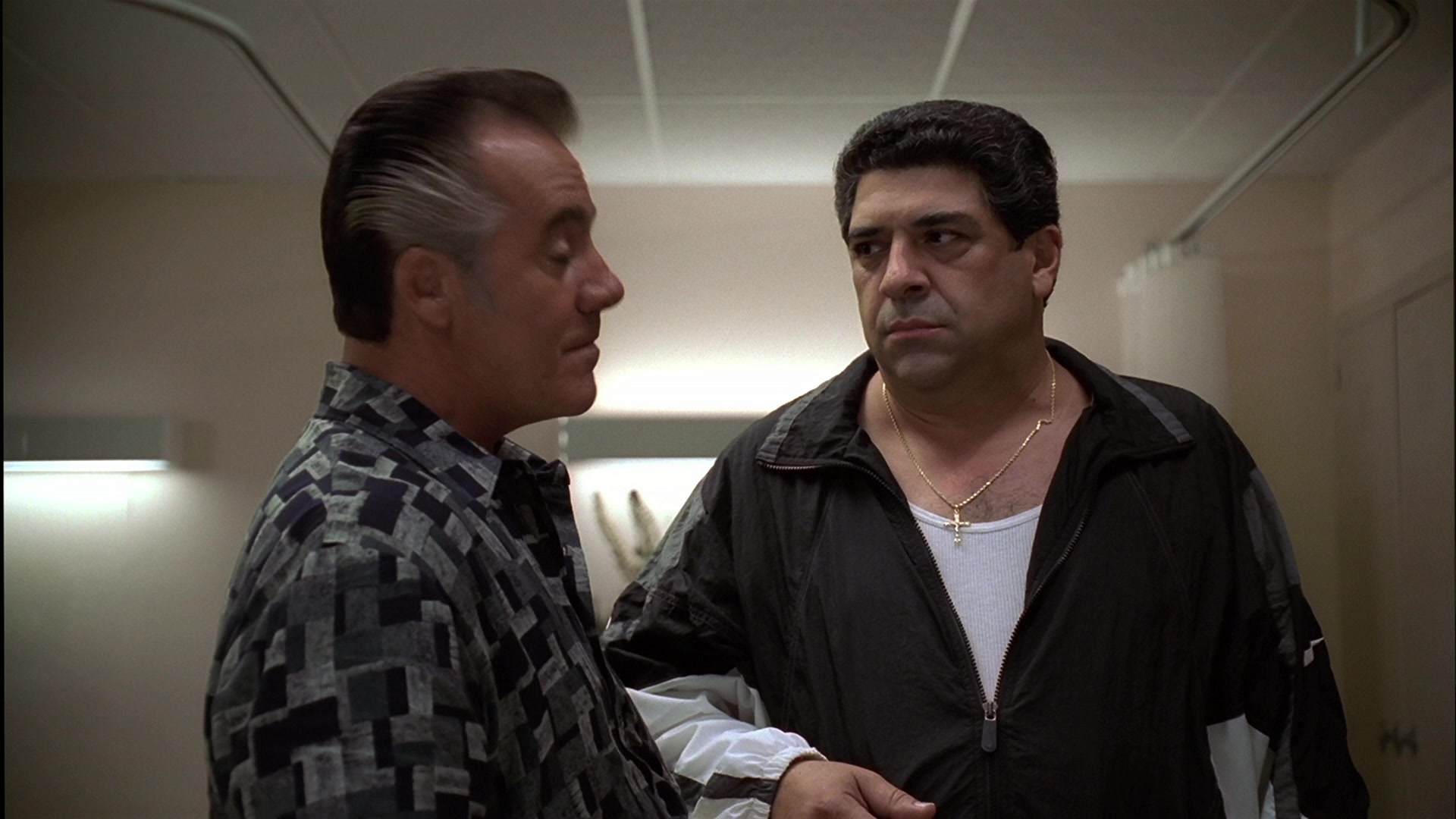 S01E004 - Meadowlands 0318.jpg