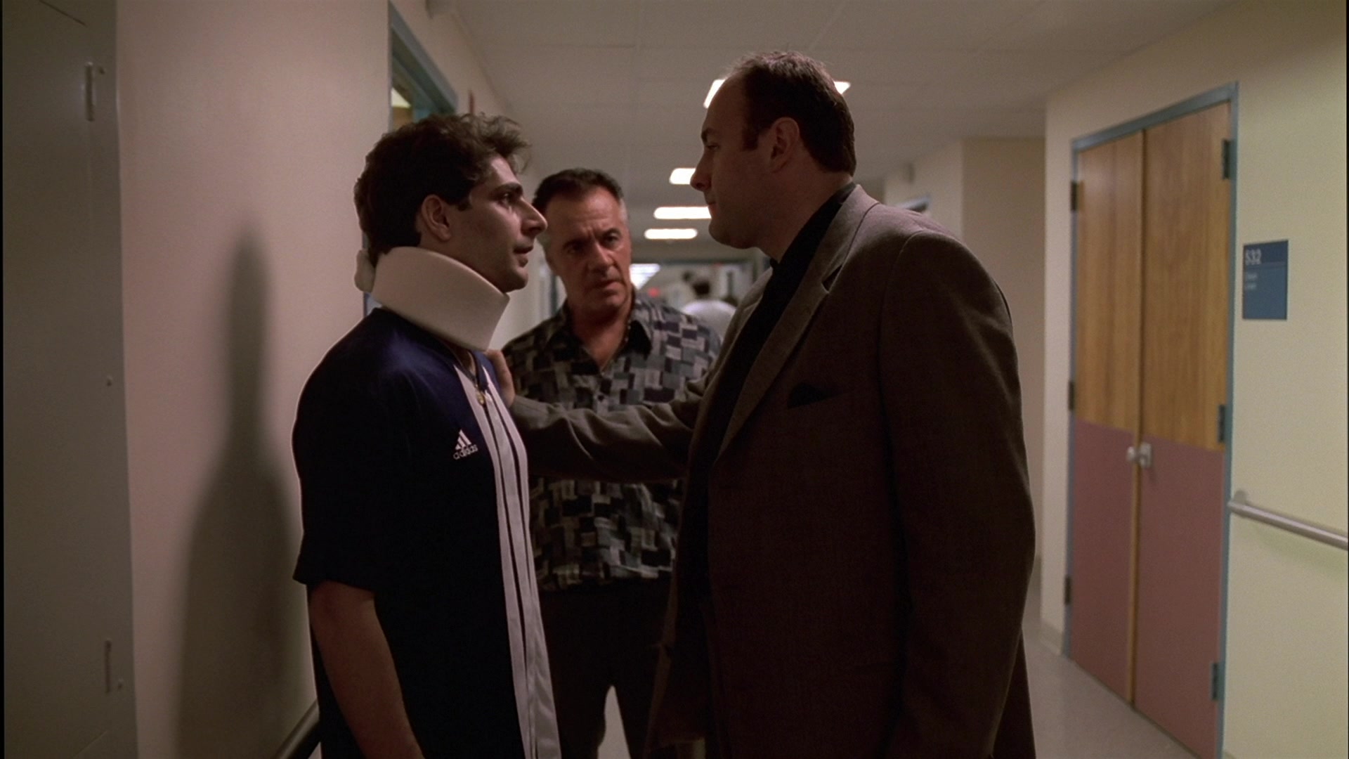 S01E004 - Meadowlands 0321.jpg