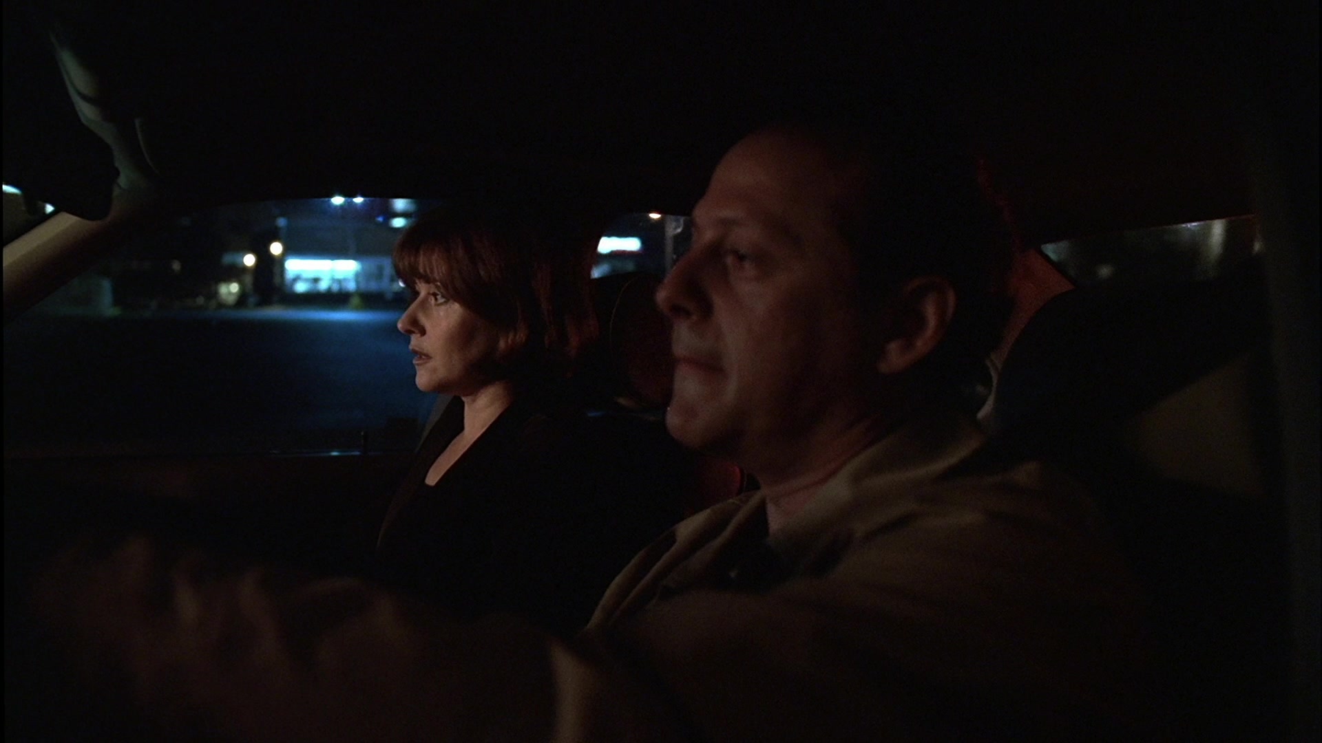 S01E004 - Meadowlands 0403.jpg