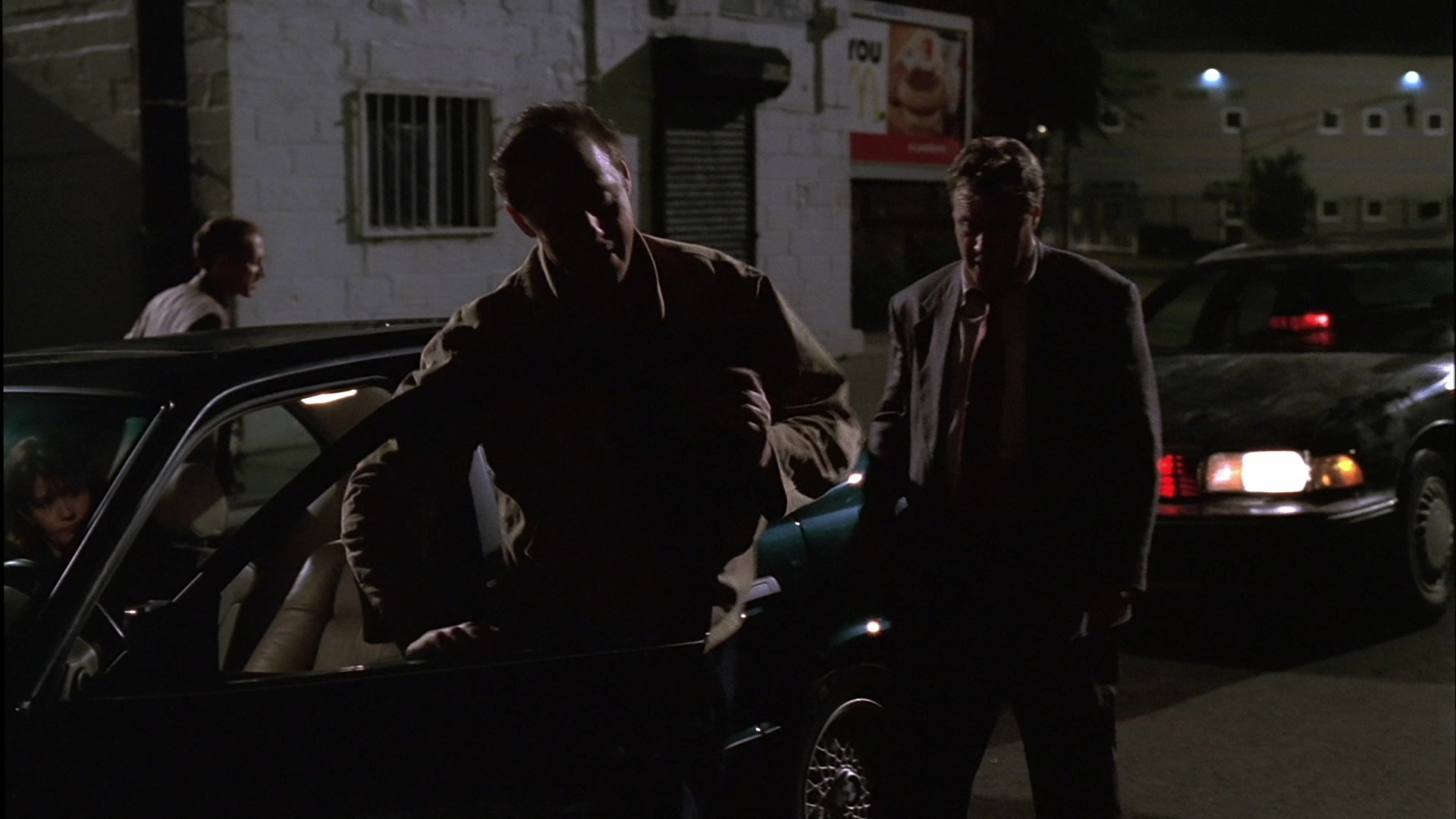 S01E004 - Meadowlands 0418.jpg