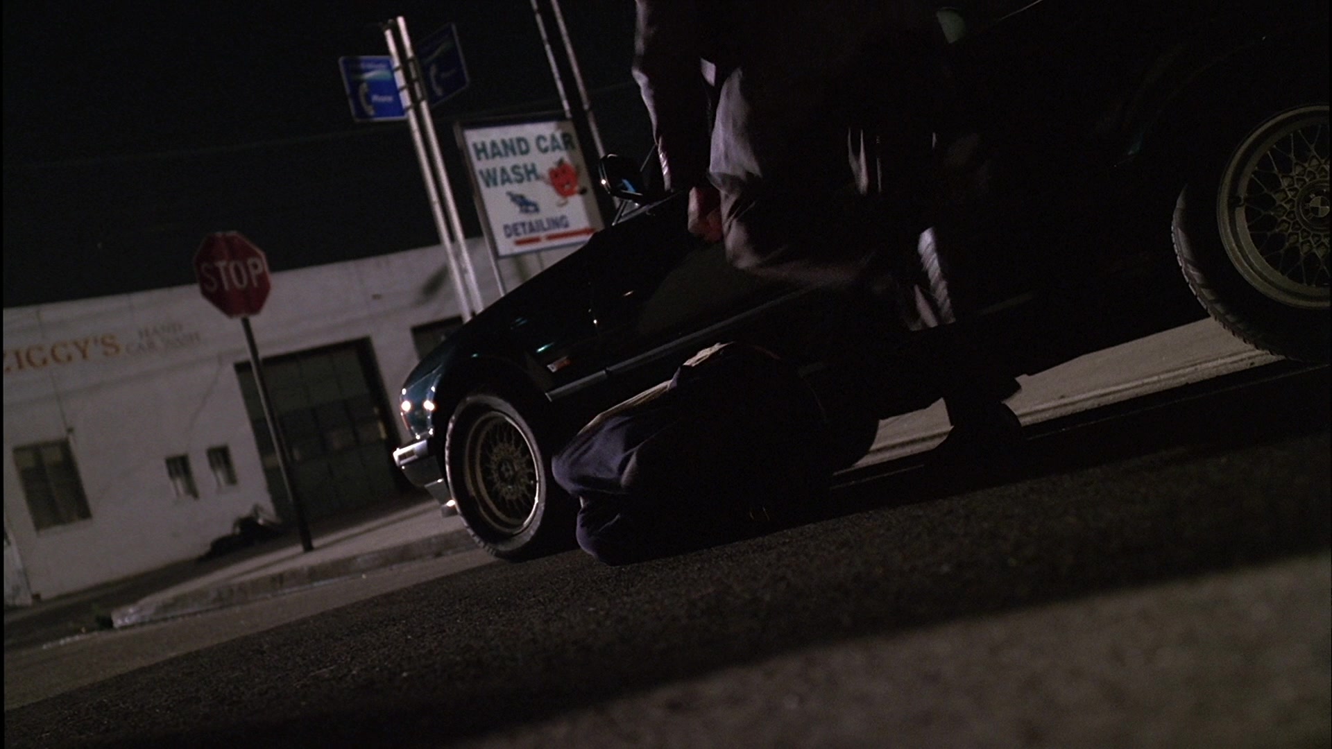 S01E004 - Meadowlands 0426.jpg