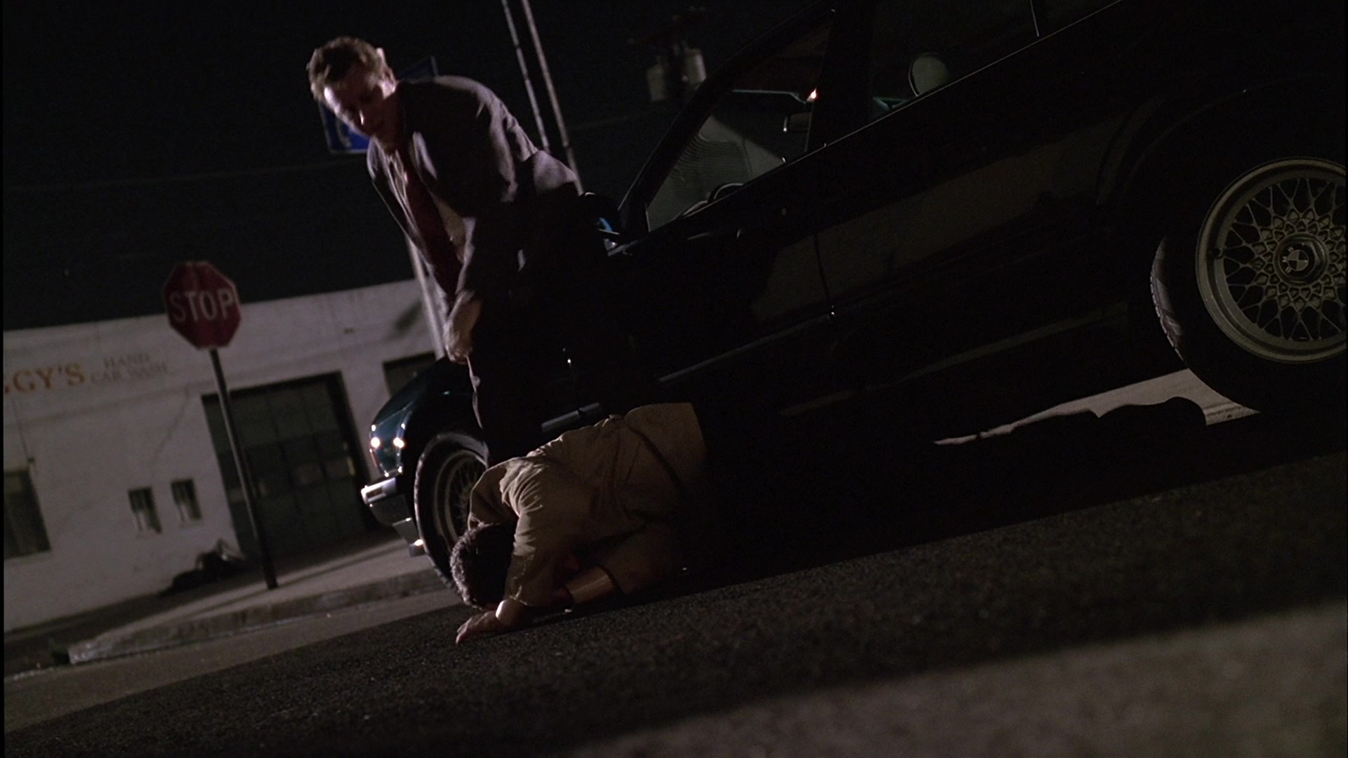 S01E004 - Meadowlands 0430.jpg
