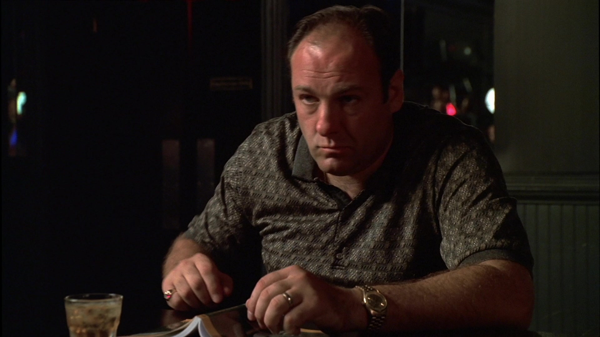 S01E004 - Meadowlands 0668.jpg