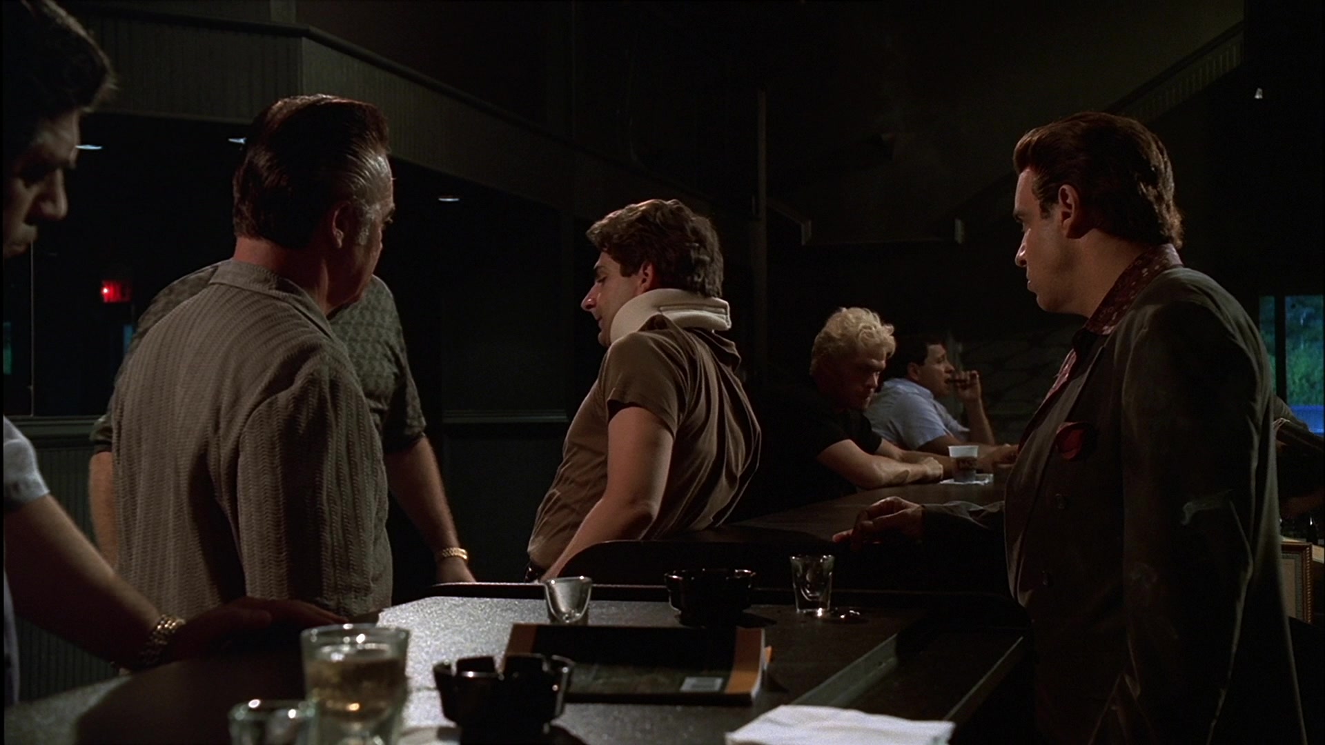 S01E004 - Meadowlands 0716.jpg