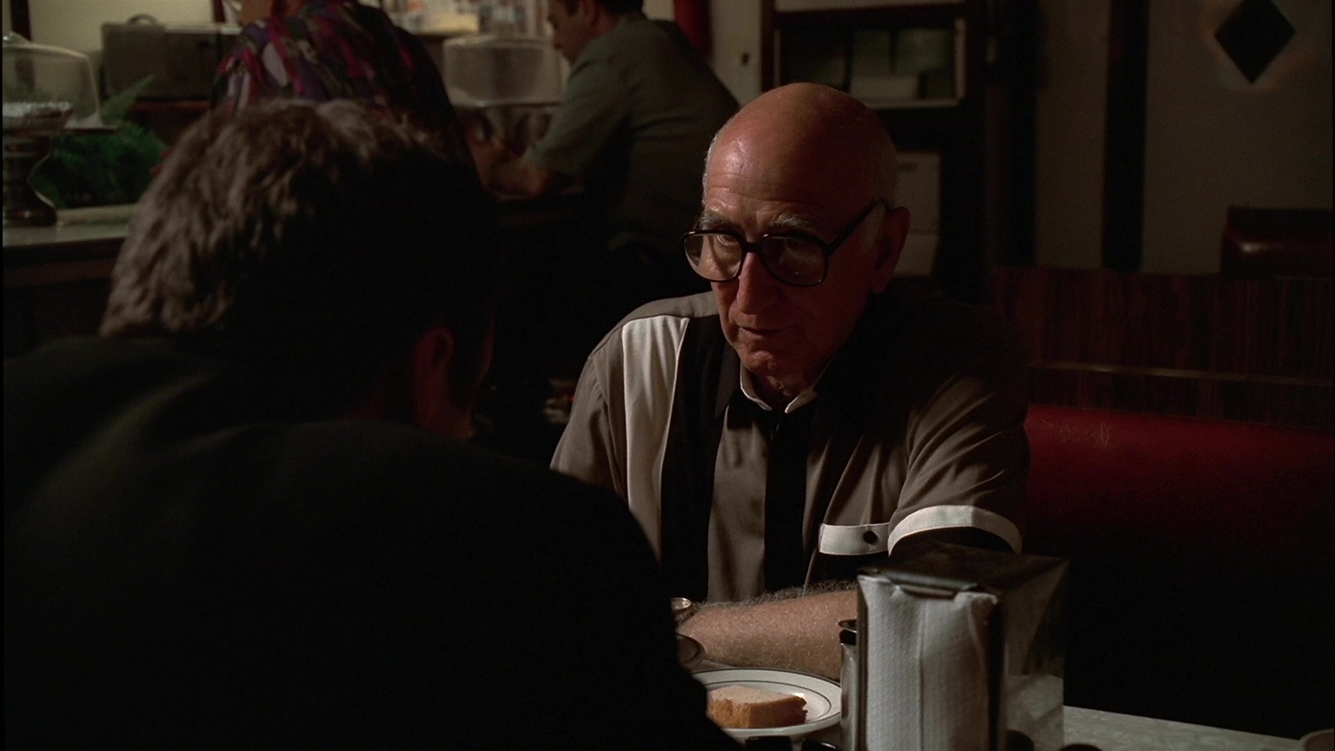 S01E004 - Meadowlands 0741.jpg