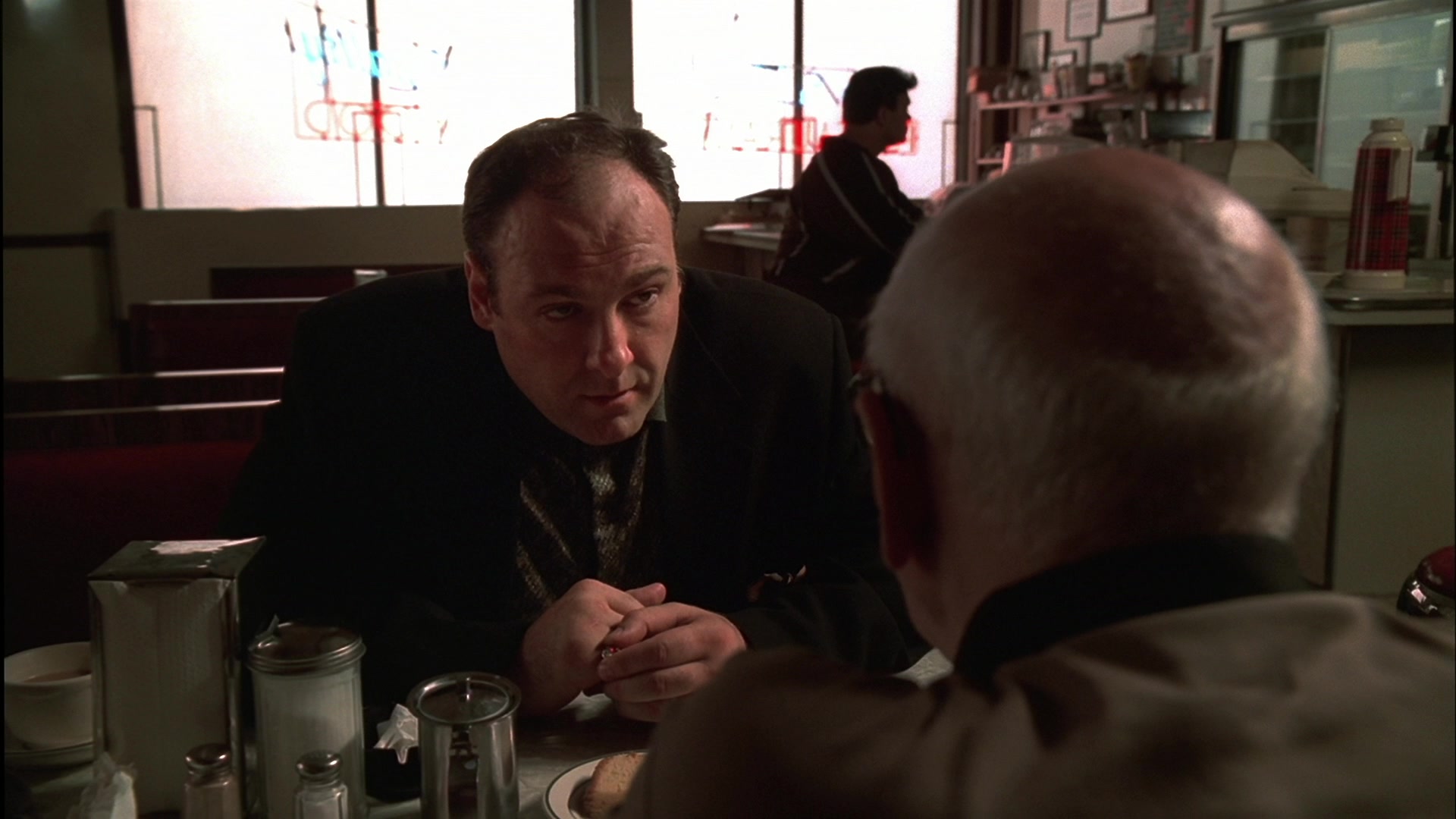 S01E004 - Meadowlands 0742.jpg