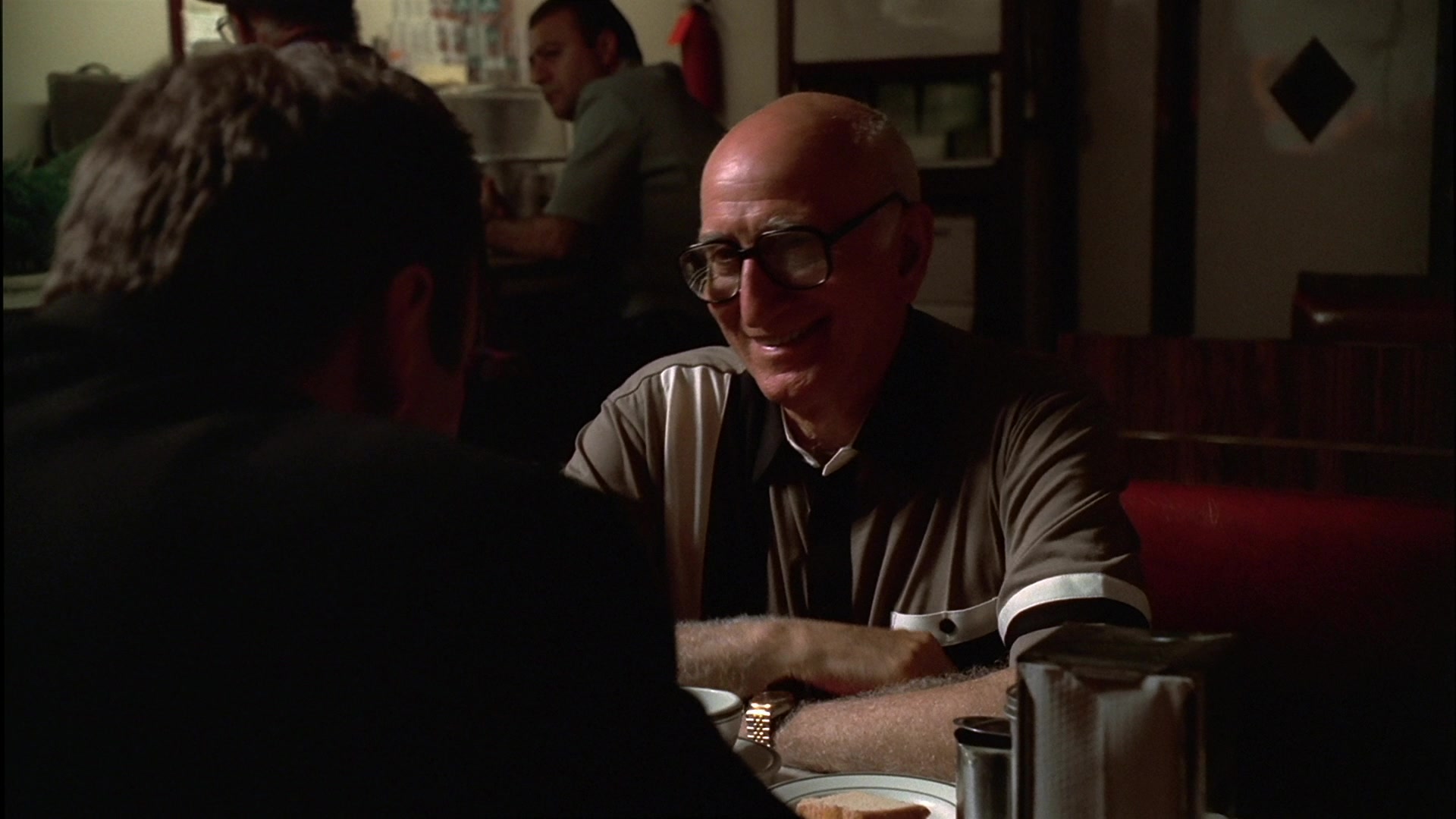 S01E004 - Meadowlands 0753.jpg